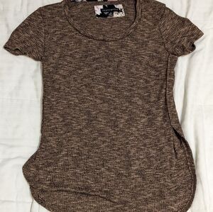 𝅺haute Monde ribbed short sleeves tee size medium